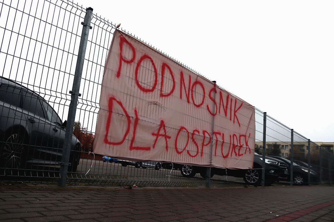  Trwa akcja poparcia OSP Turek o przekazanie pojazdu specjalistycznego SH-24 na zabezpieczanie terenu miasta 