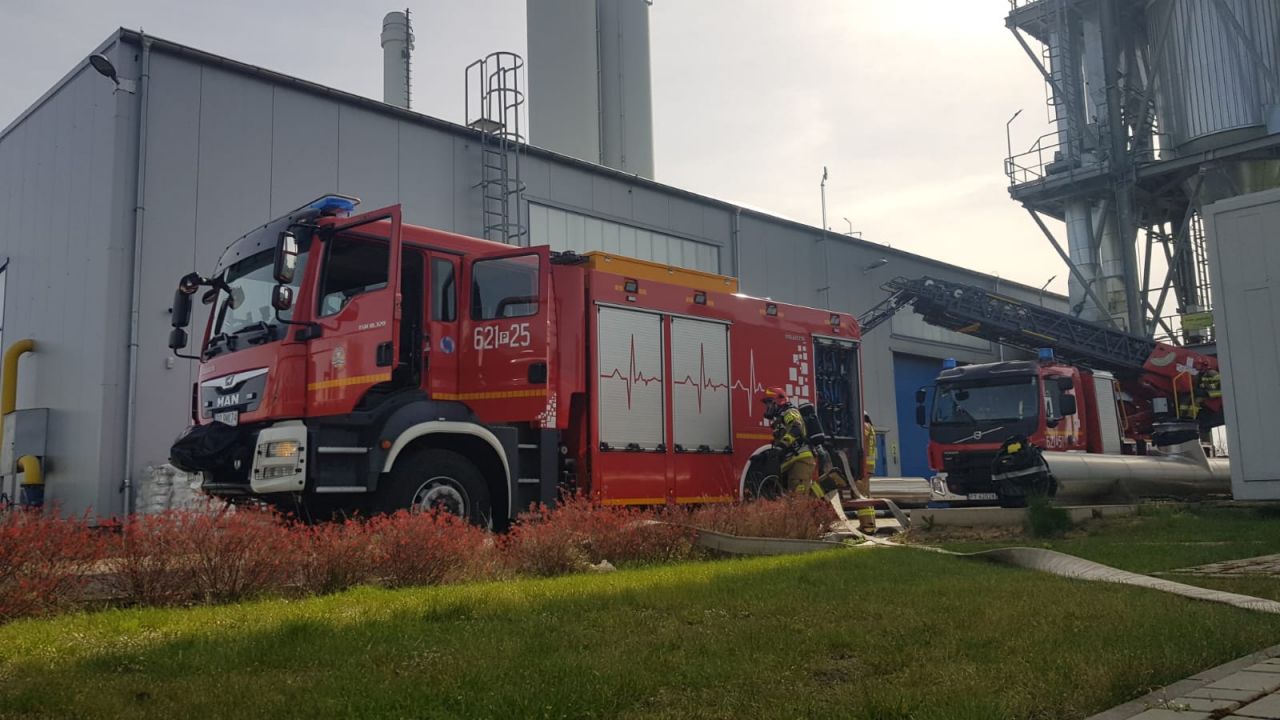 Cztery jednostki strażackie na ćwiczeniach w ciepłowni Getec