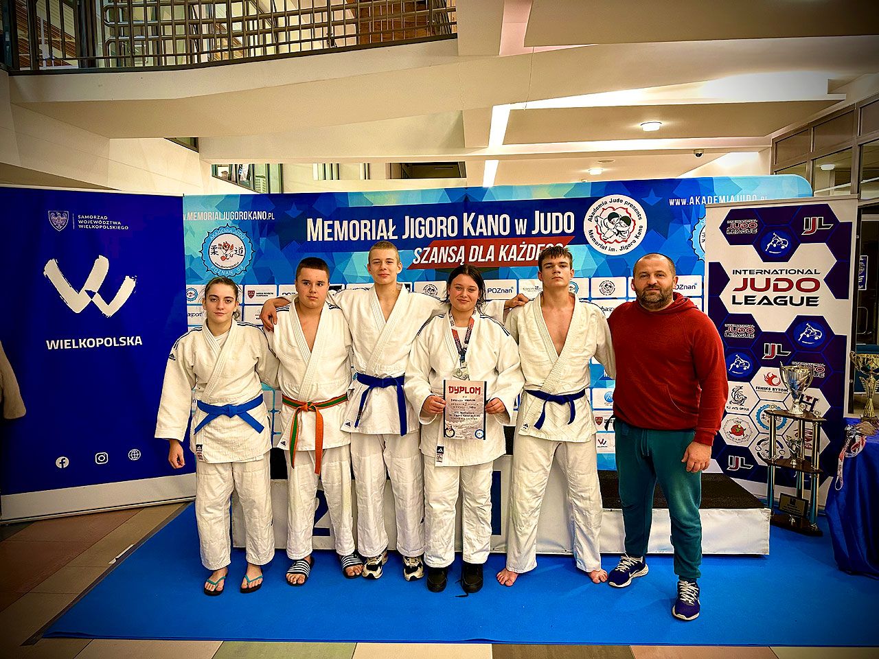 Tuliszkowscy judocy z sukcesem na Memoriale Jigoro Kano. Srebrny medal dla Marceliny Poprawskiej