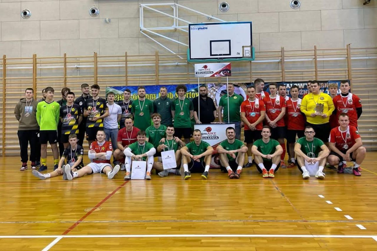 AgmART Cup czyli piłkarskie święto na Nowy Rok w Turku. Pierwszy turniej halowy pełen sportowych emocji