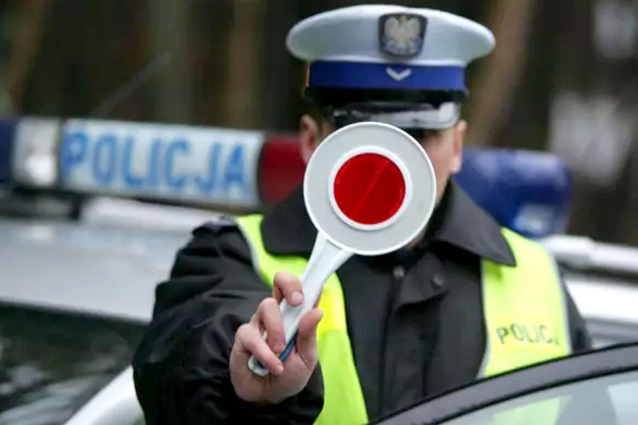 Za kierownicą po kielichu w Trzeźwy Poranek. Policjanci wyeliminowali kolejnych pijanych kierowców