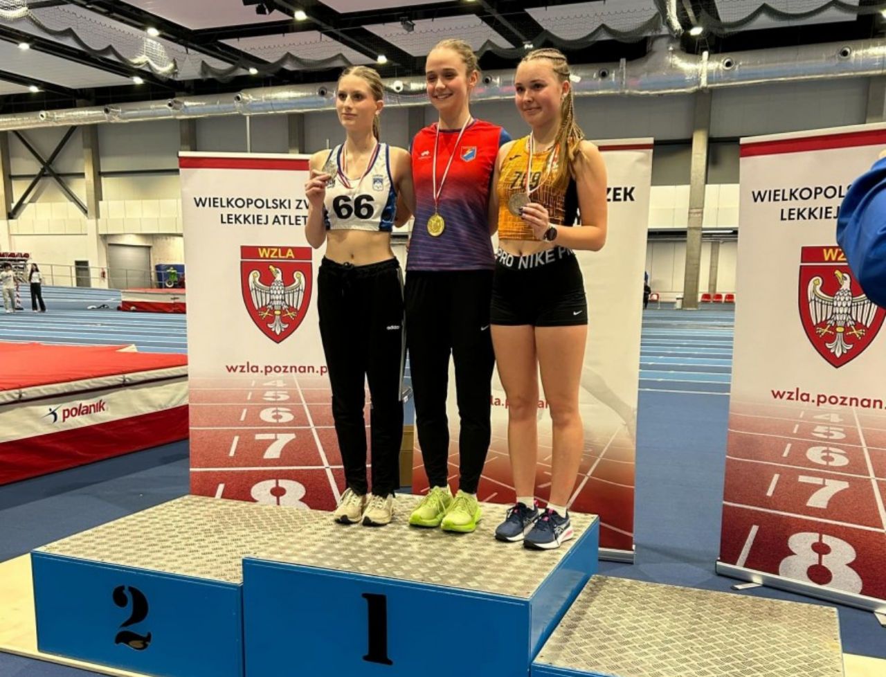 Medale i rekordy życiowe. Udany start UKS Sprinter Słodków na Halowych Mistrzostwach Wielkopolski