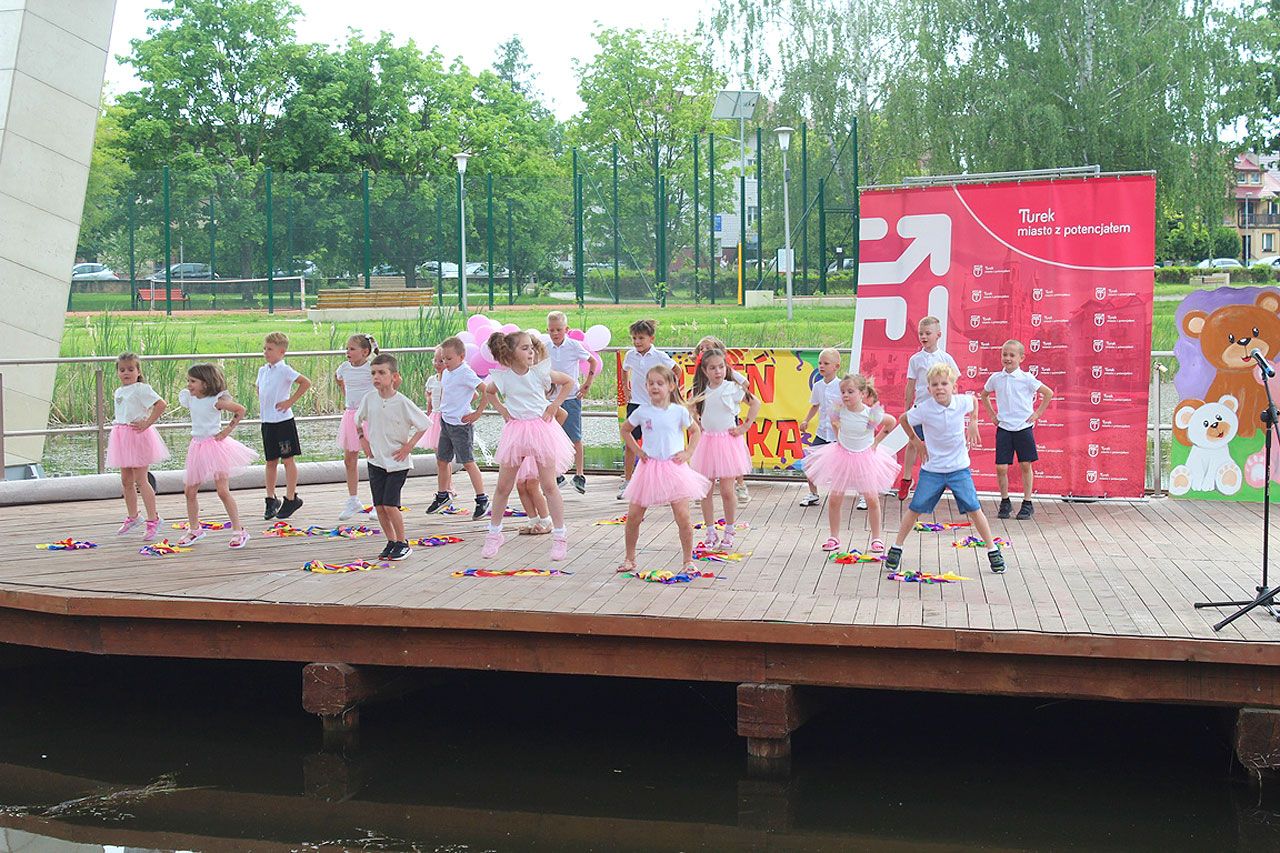 Radość, dziecięcy uśmiech i nagrody. Dzień Dziecka w Parku Miejskim w Turku