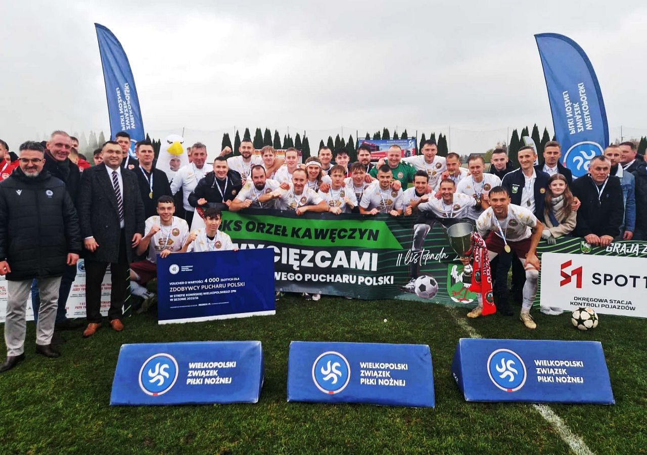Orzeł Kawęczyn z Pucharem Polski Strefy Konińskiej! Historyczny triumf piłkarzy Dawida Jóźwiaka