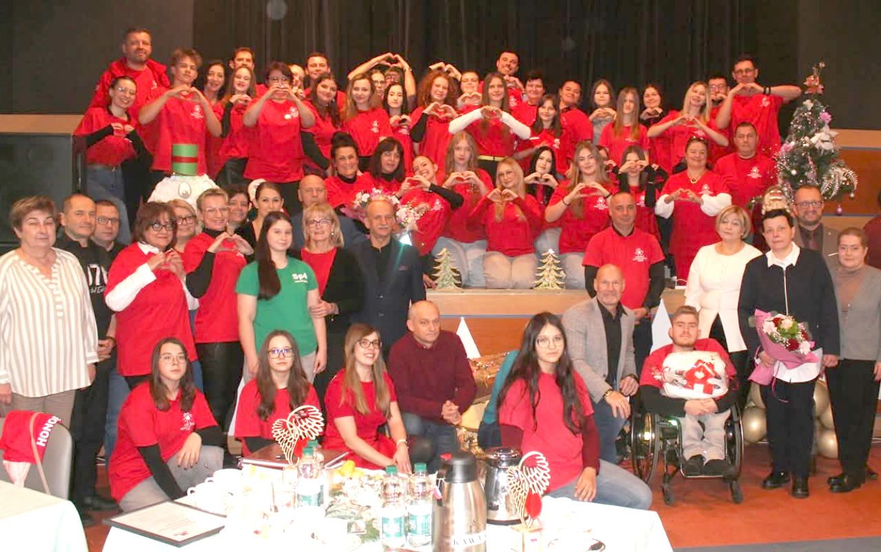 Mikołaj Błaszczyk Wolontariuszem Roku 2025. Centrum Wolontariatu podsumowało kolejny rok działalności