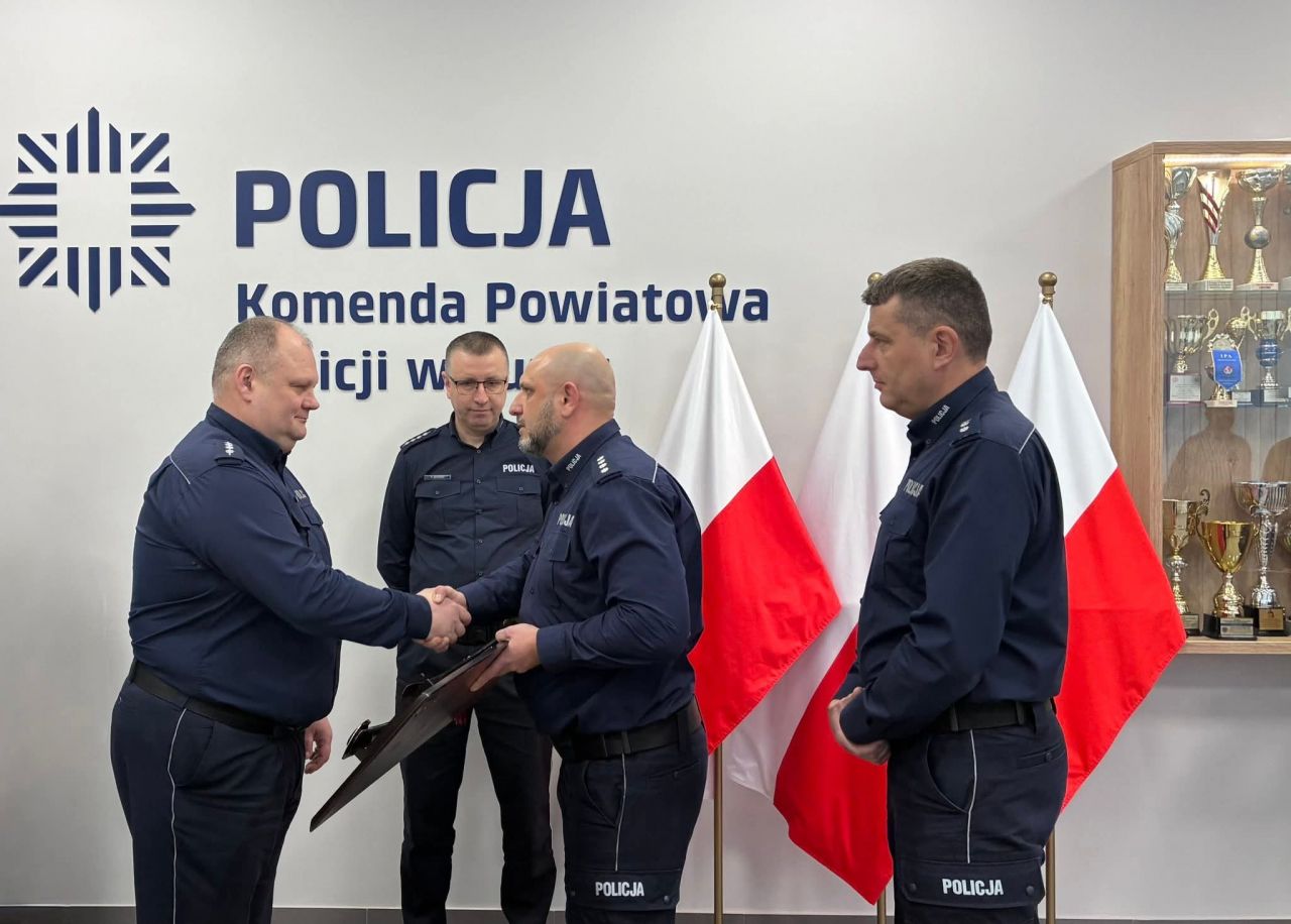 Ważna odprawa w KPP Turek. Pożegnanie emerytów i zmiany na stanowiskach kierowniczych.